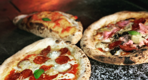 Pizzeria forno a legna