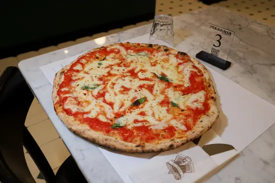 Antica Pizzeria Da Michele