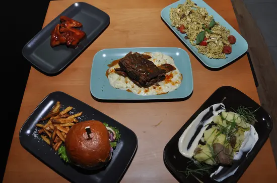 Hemingway's Bar & Kitchen