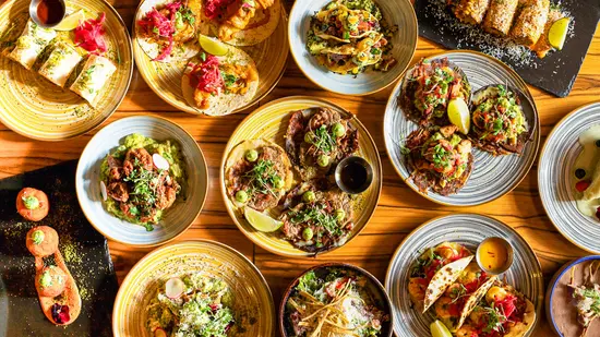 La Fugitiva Taco Bar