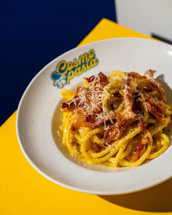 Cosmo Pasta · Fresca. Espressa. Spaziale.