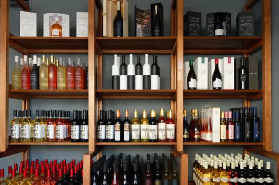 Tohani Wine Shop