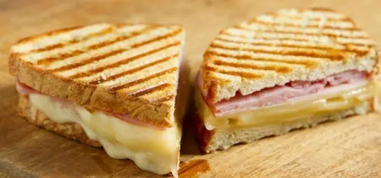 Com tradições - Cafeteria