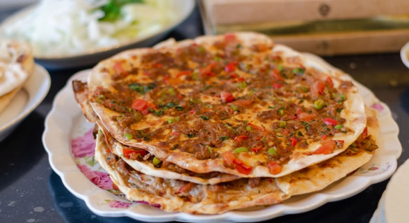 Isturk Kebab & Pizza