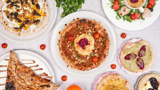 Młynek Manoushe by Elie