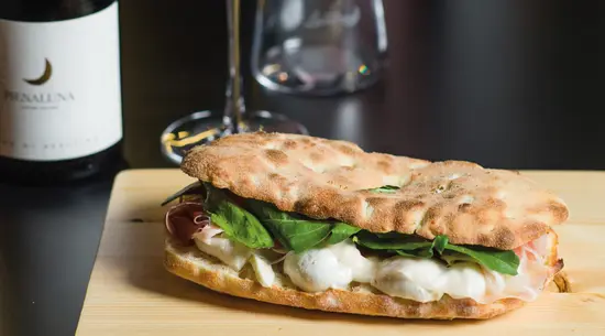 Pienaluna La Cantina