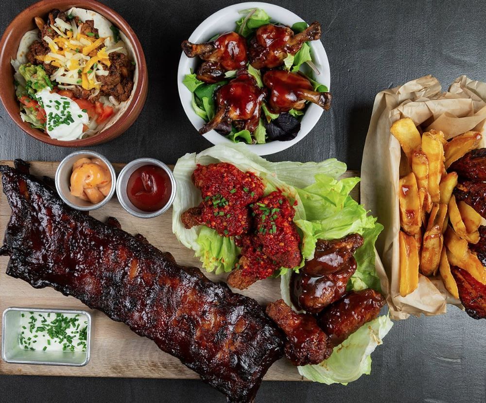 Bbq Ribs & Wings