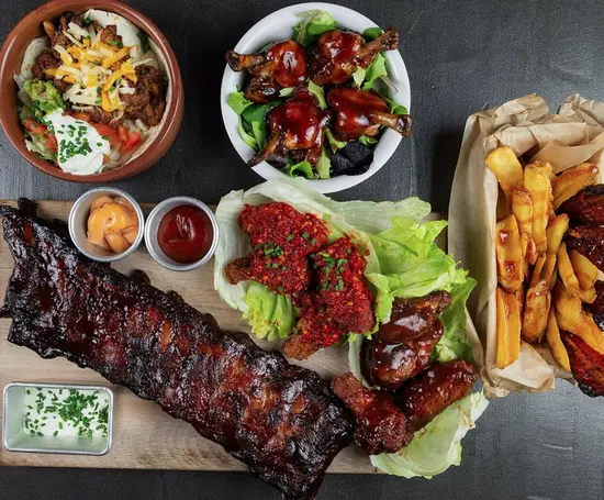 Bbq Ribs & Wings