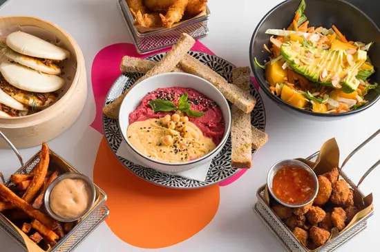 People by That's Vapore