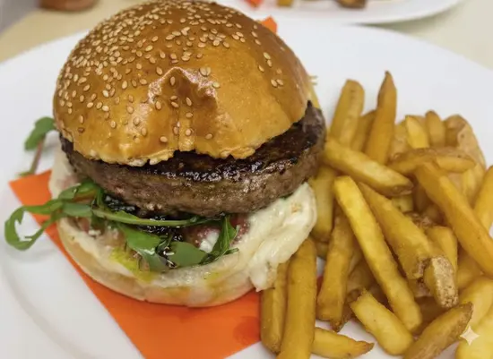 Burger house by Whisky and Drink