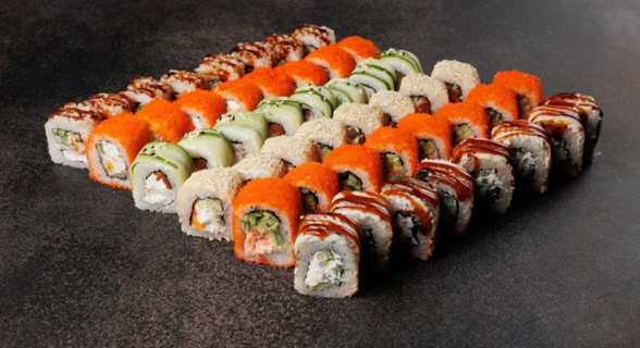 Sushi smile food