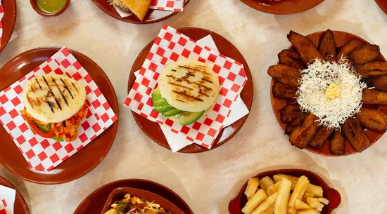 Que Antojos! Venezuelan Food