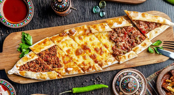 Sultán Kebap Pizza