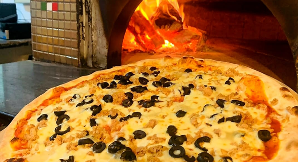 Pizzaria Forno a Lenha