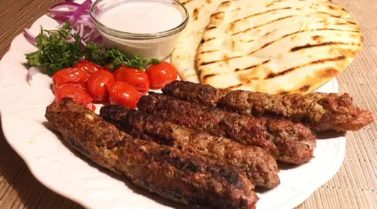 Akbar's Grill Thrills