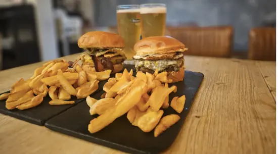 MAD MONKEY BURGER
