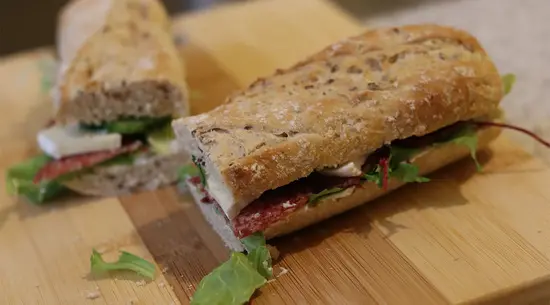 Moncho’s House Café