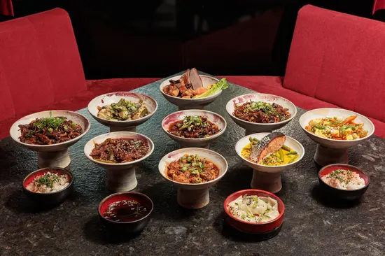 LOLA Chinese Extravaganza