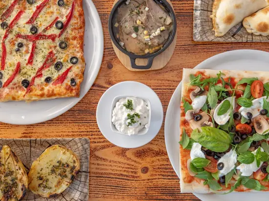 Alfonsina - Parrilla Y Pizzas