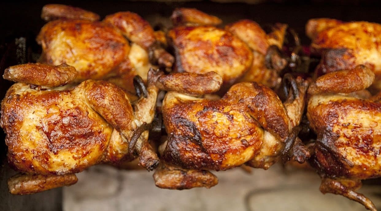 Pollo Asados Al Carbón, Gusto Casero