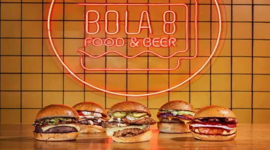 Bola 8