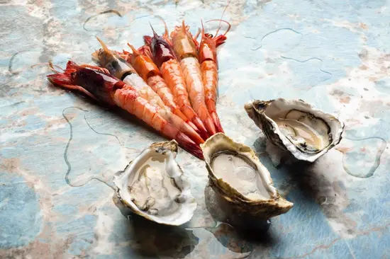Marea Seafood & Beverage