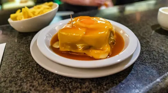 Churrasqueira Monumental