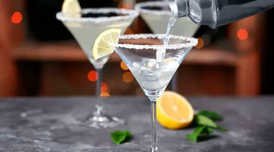 Cocktails Dreams & Smiles