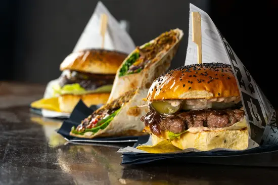 Pollosteria fried e burger