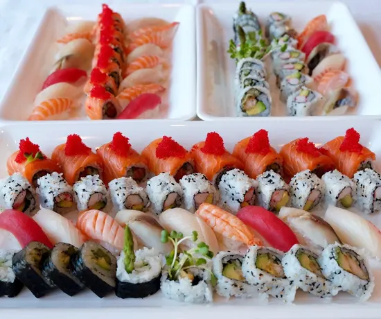 DreAm'S Sushi & Grill