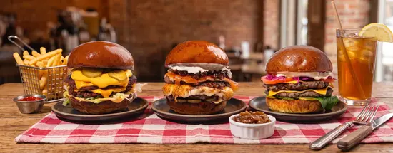 Dogs&Burgers na Shevchenka / Dogs&Burgers на Шевченка