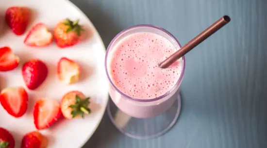 FARMYARD SMOOTHIES & WAFFLES