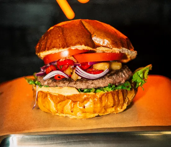 Lumi & Brother John Pizza