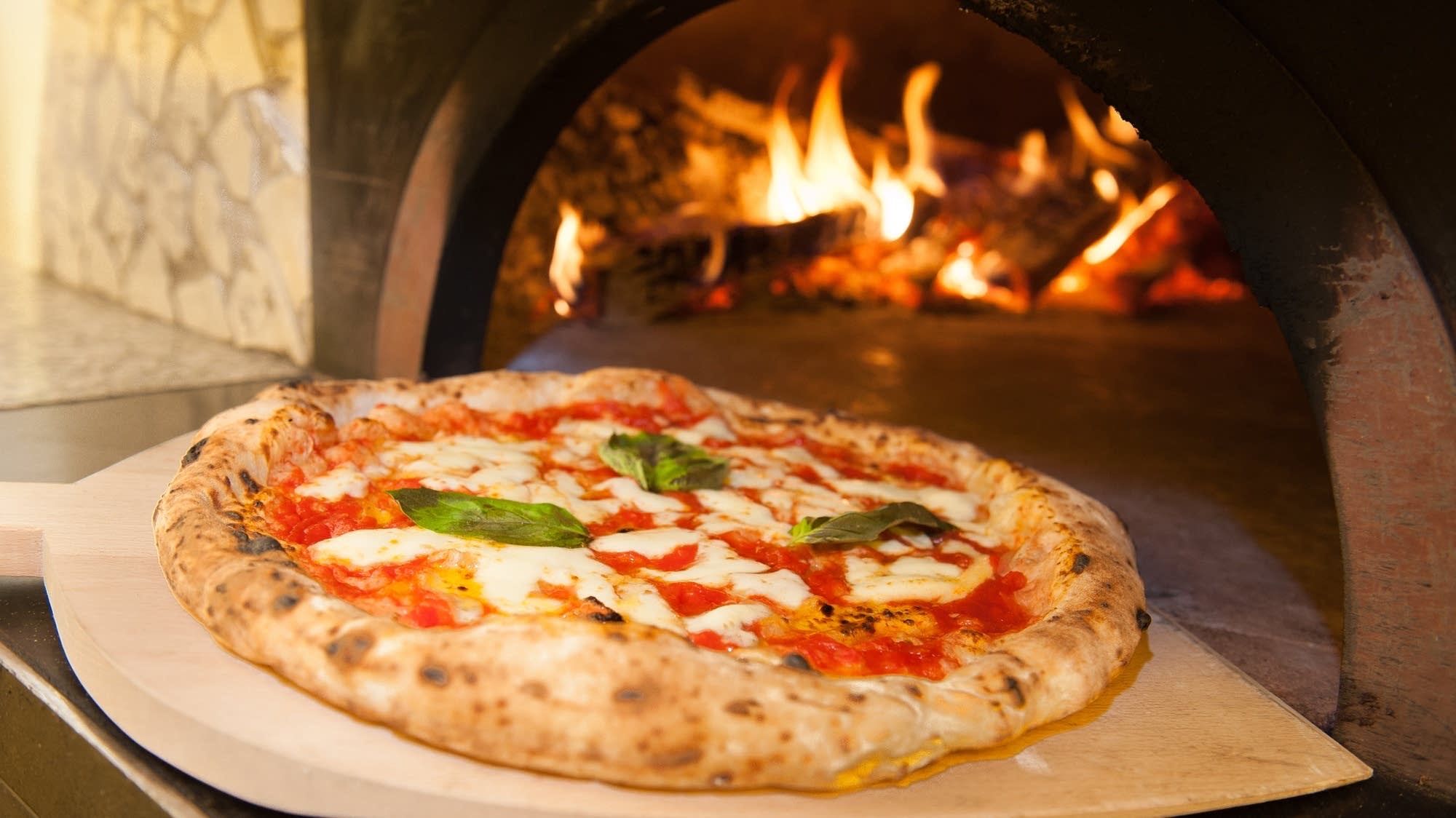 Tony's Pizza