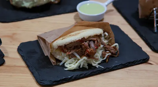 Bar Arepera las Raíces