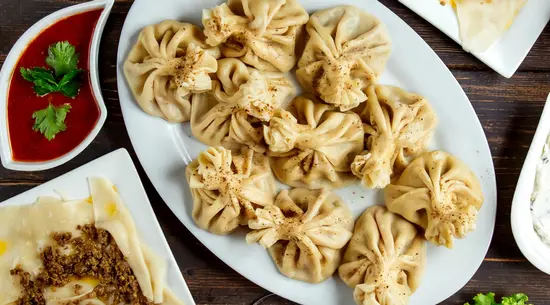 Khinkalnya / Хінкальня