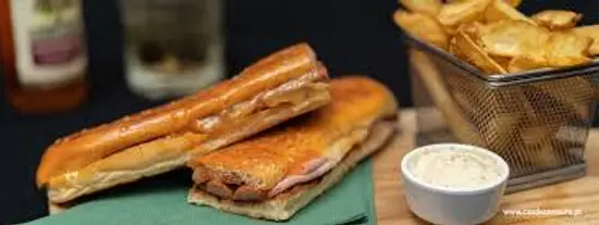 2108 by cor de cenoura