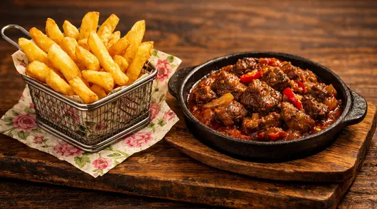 LYNAITOS FOOD AND BEVERAGES