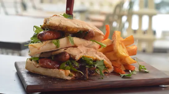 Cafeteria Bocateria Aurah