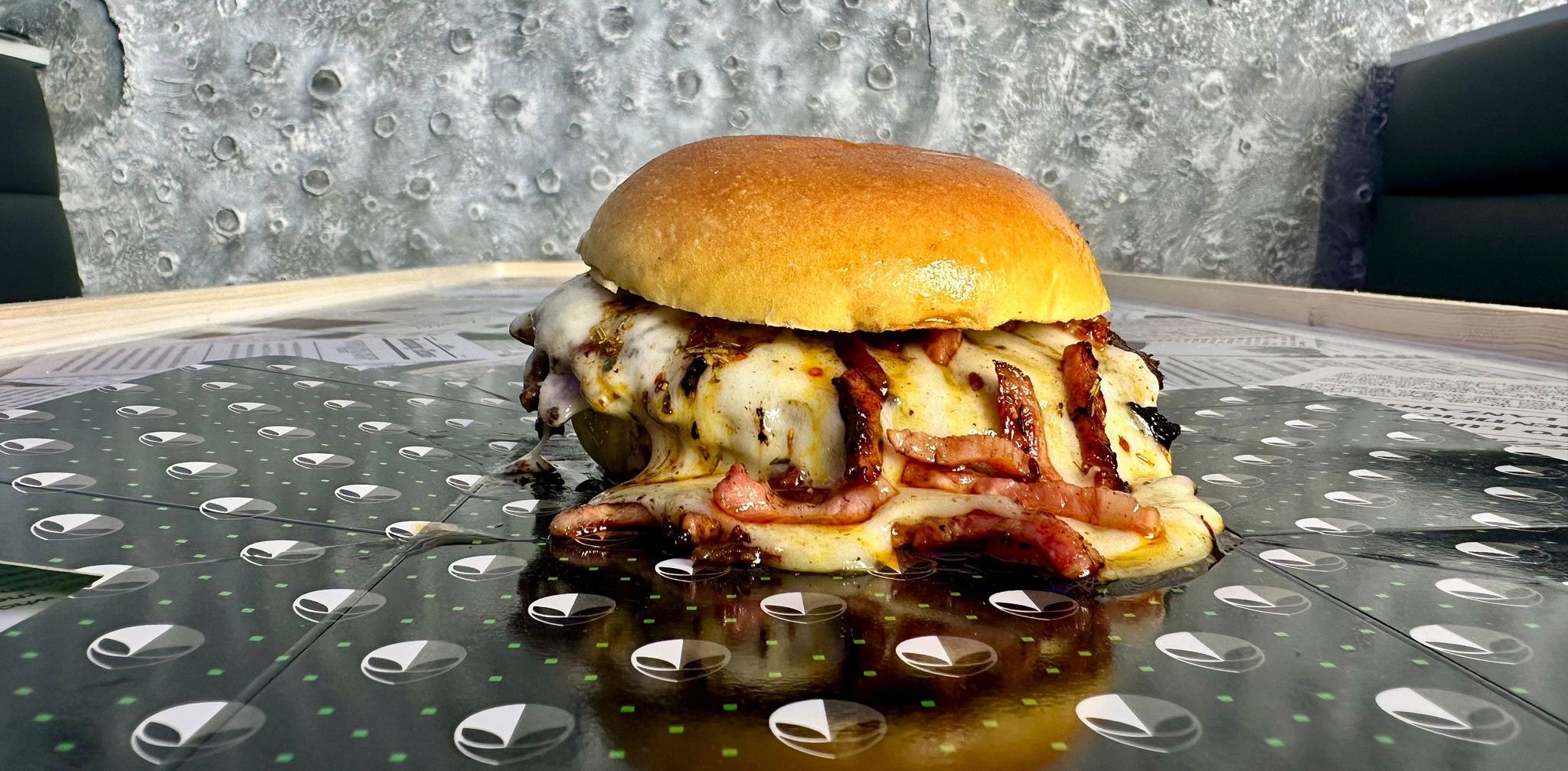 Alien Smash Burger