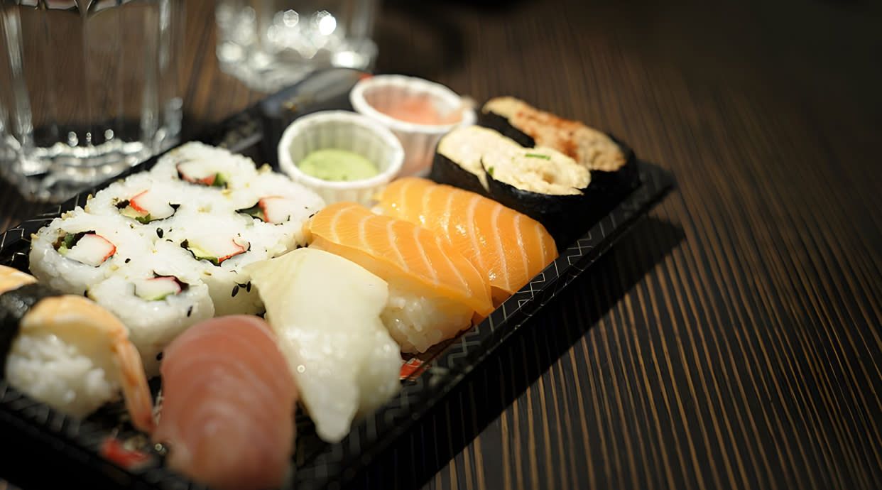 SUSHI KANPAI