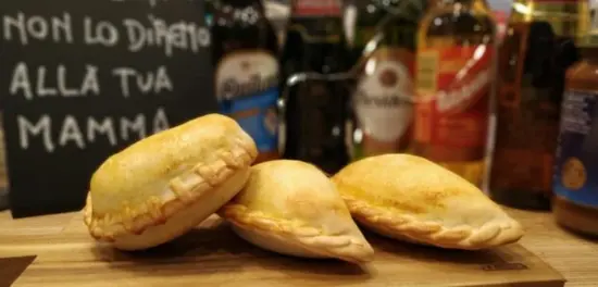 Chimi Churri Empanadas Argentinas