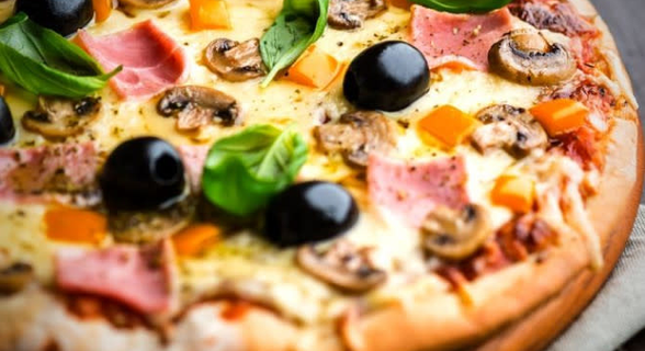 Pizza au feu de bois chez Banse