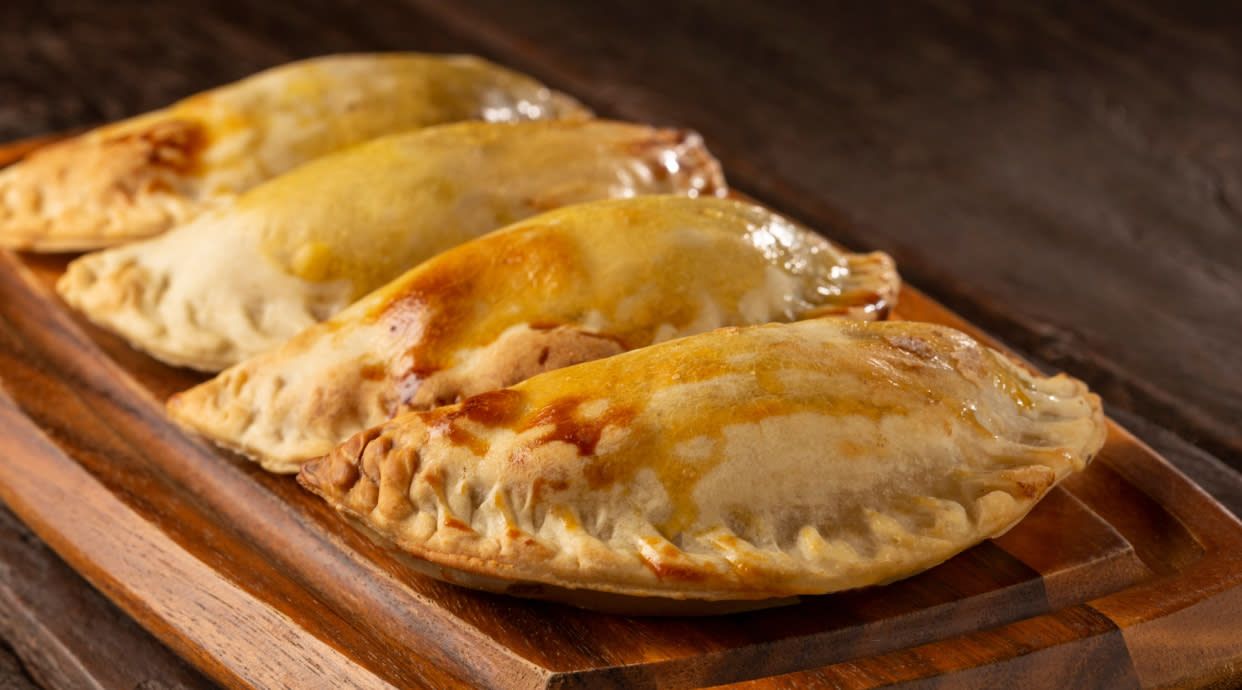 Empanadas De La Nona