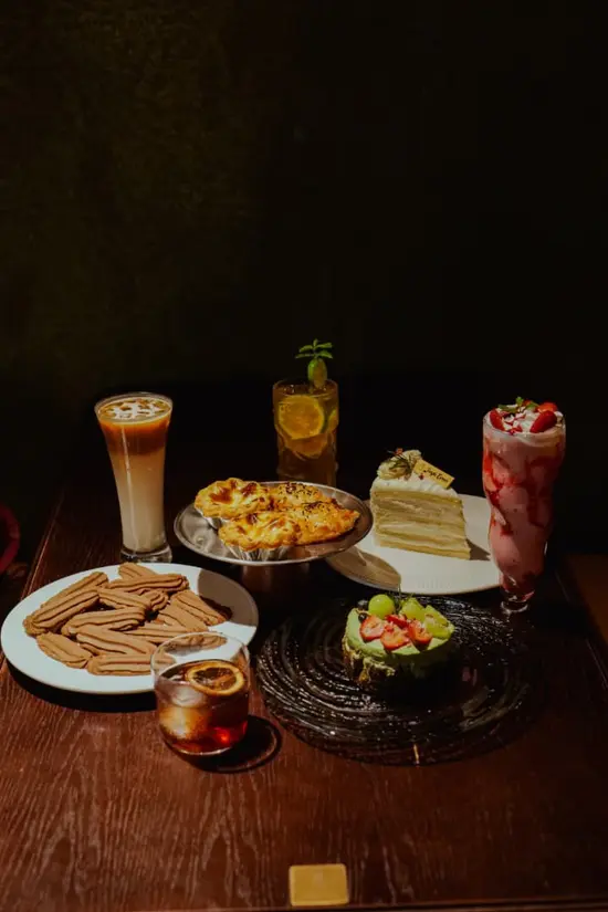 JUNGLE CORNER CAFE