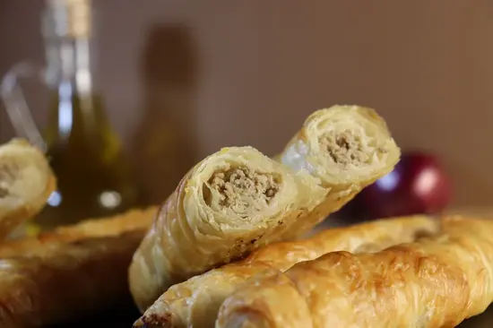 Le Pons Bakery & Caffe