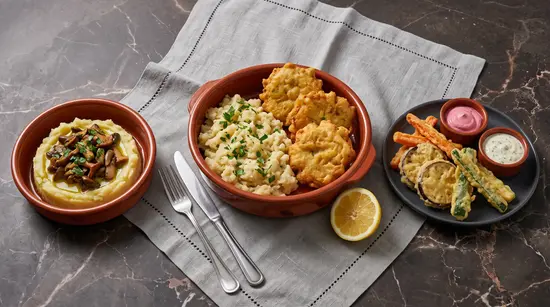 Coruja à Mesa