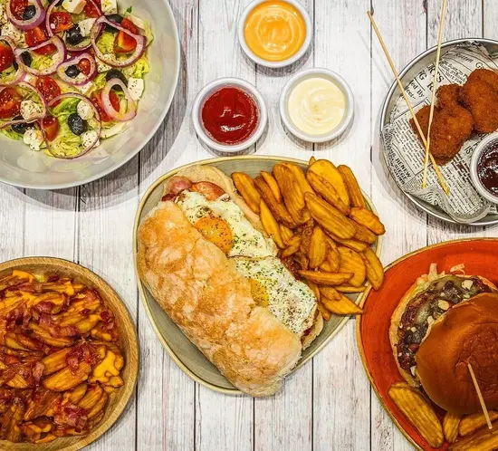 B Corner - Best Beer & Burger House