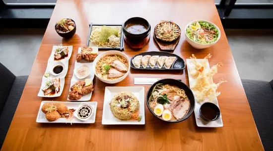 TEIKIT Sushi & Pokes