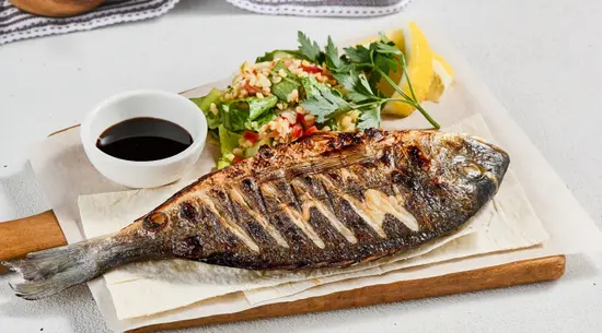 Conacul Trandafirilor